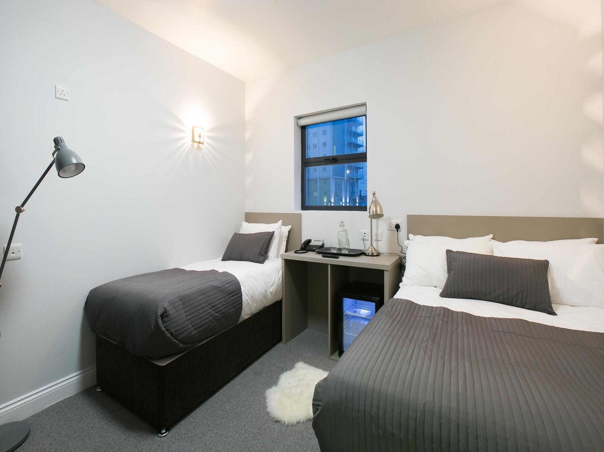 Belvilla Ilford Hill Hotel London Екстер'єр фото