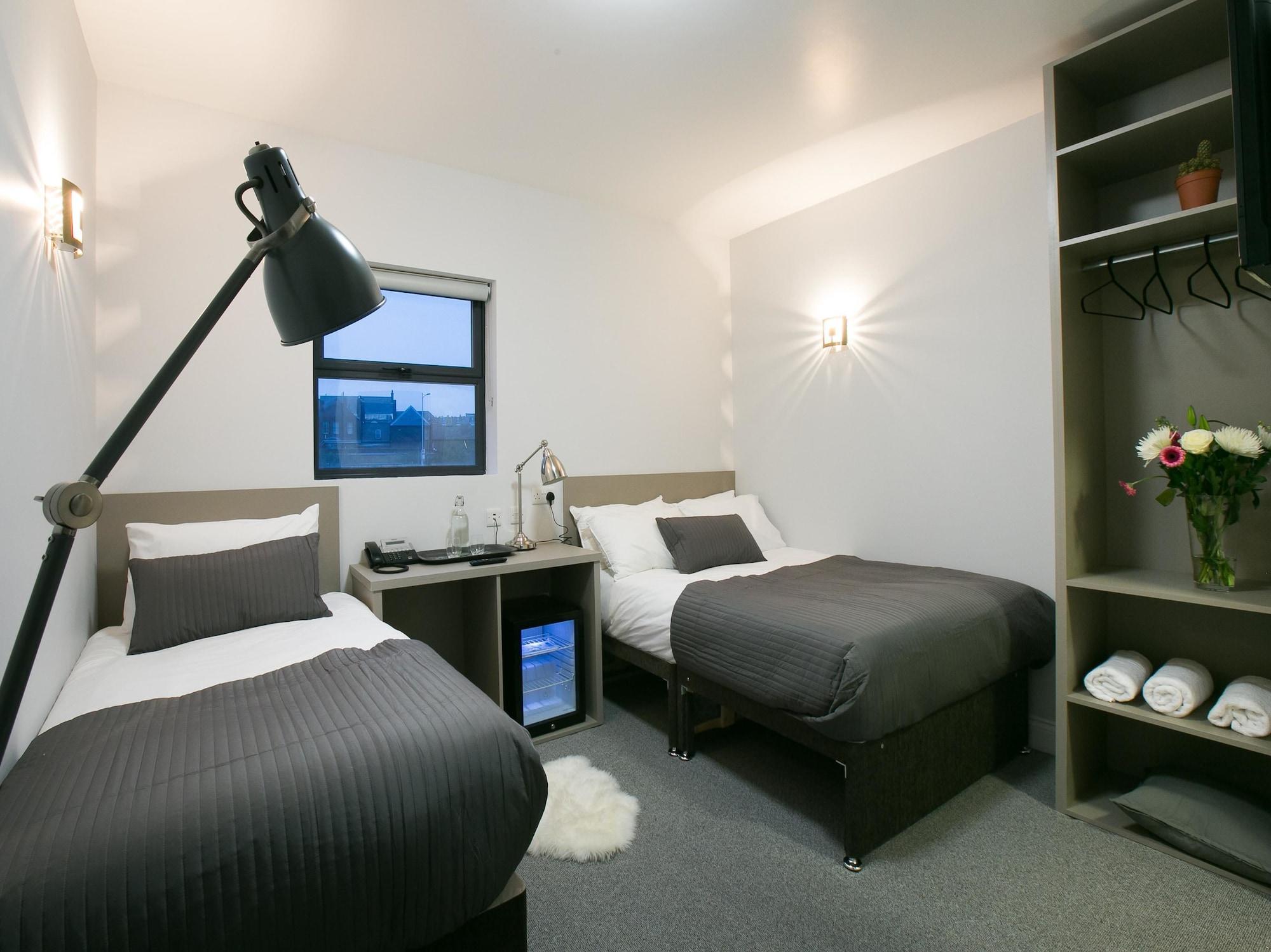 Belvilla Ilford Hill Hotel London Екстер'єр фото