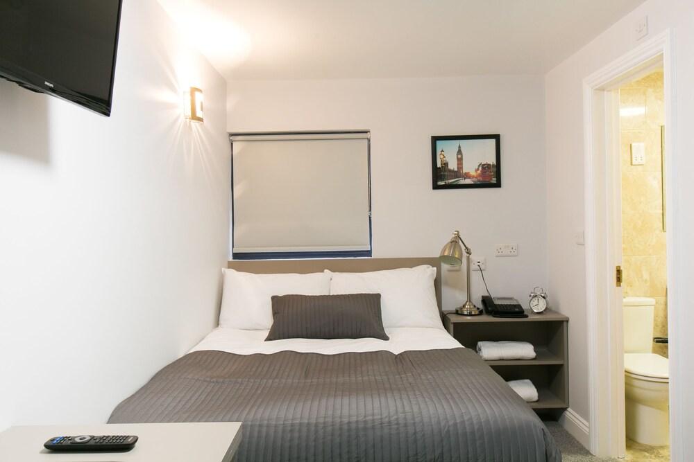Belvilla Ilford Hill Hotel London Екстер'єр фото