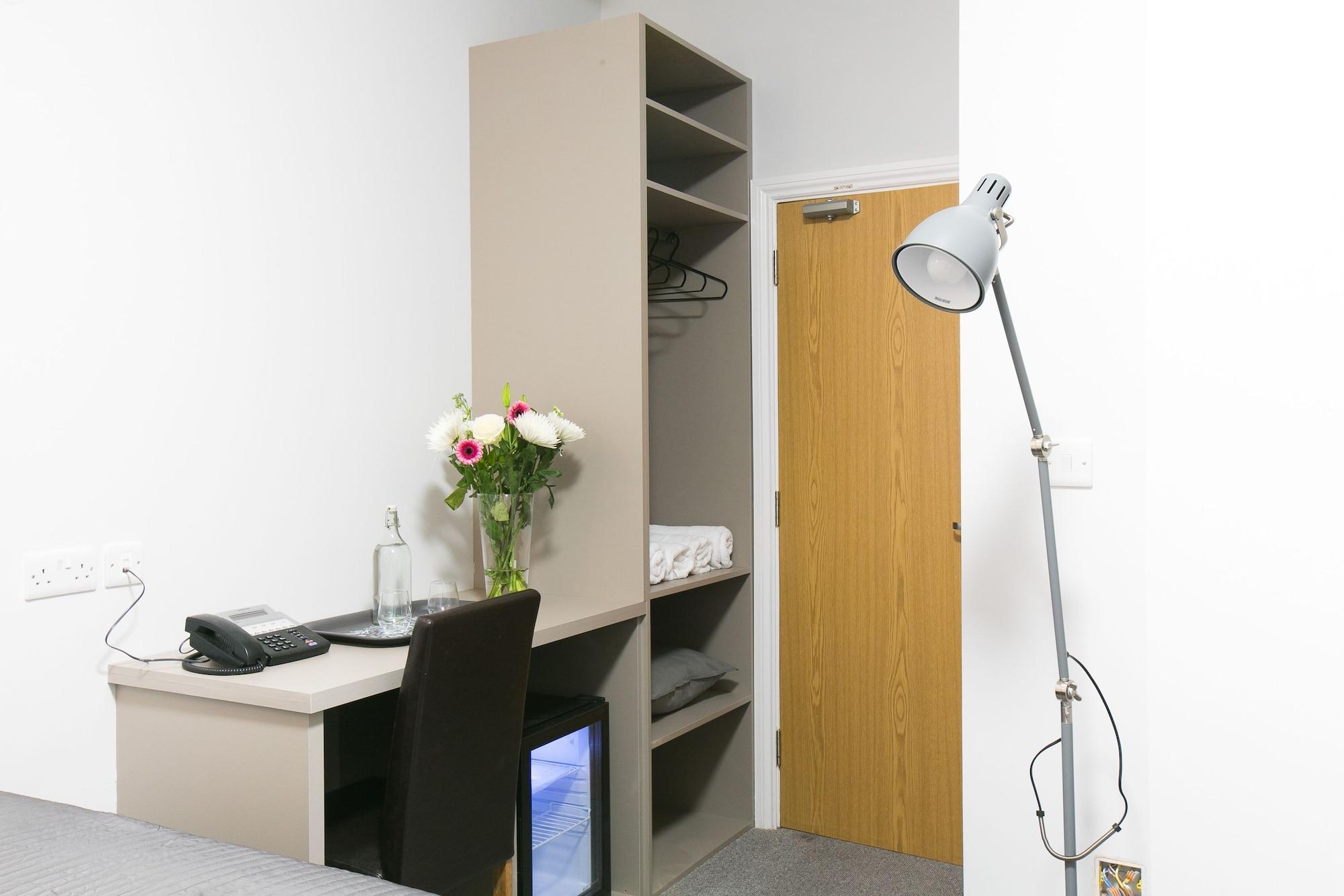 Belvilla Ilford Hill Hotel London Екстер'єр фото