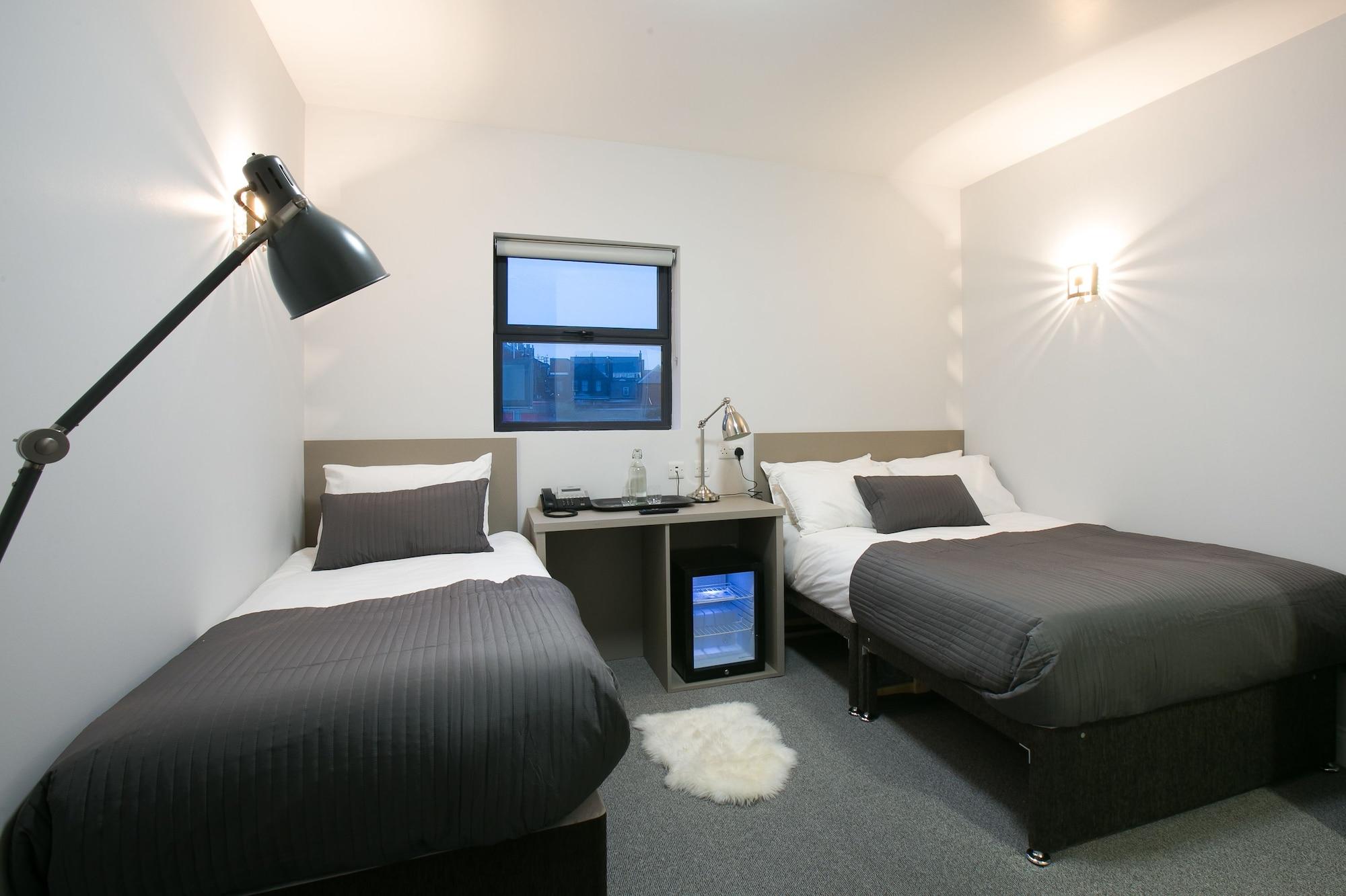 Belvilla Ilford Hill Hotel London Екстер'єр фото