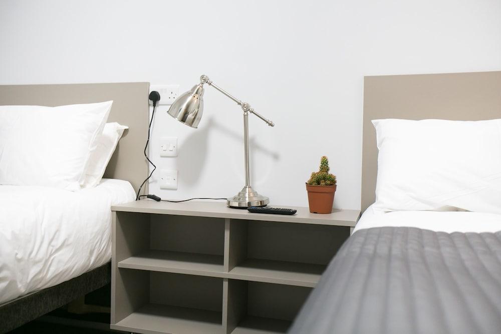 Belvilla Ilford Hill Hotel London Екстер'єр фото
