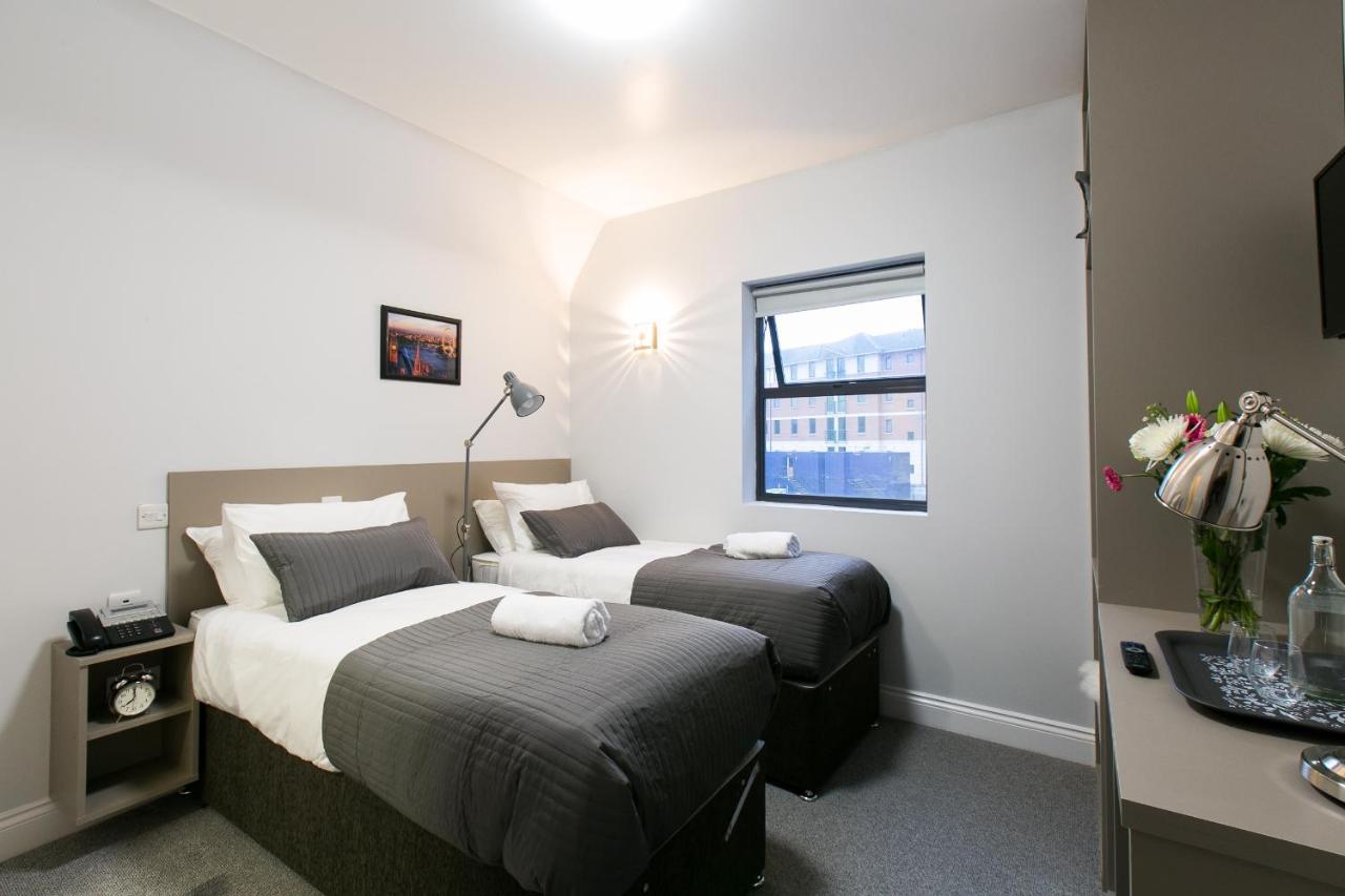 Belvilla Ilford Hill Hotel London Екстер'єр фото