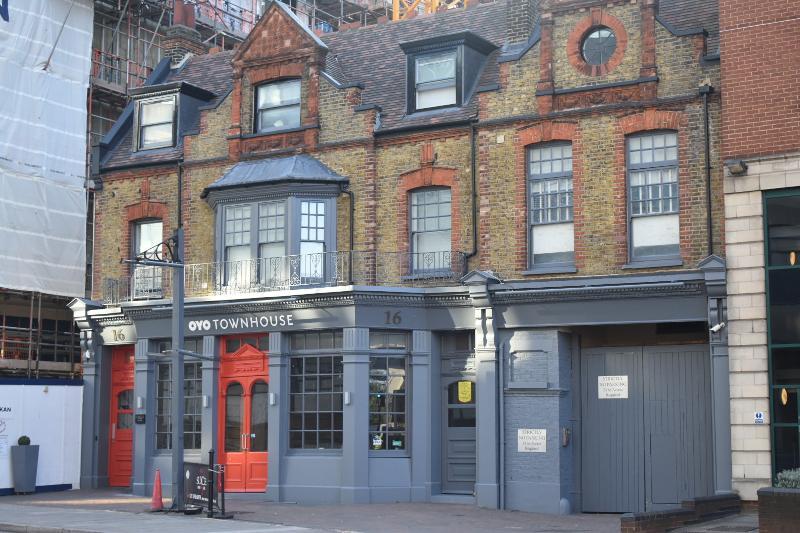 Belvilla Ilford Hill Hotel London Екстер'єр фото