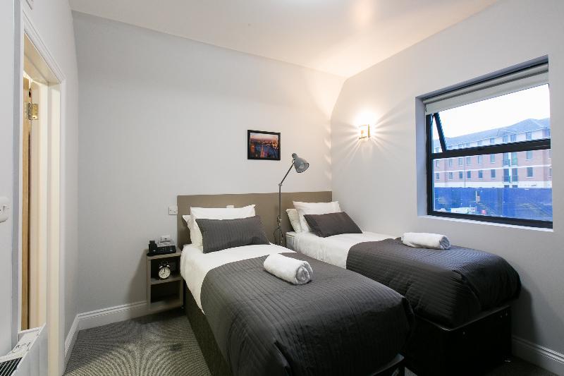 Belvilla Ilford Hill Hotel London Екстер'єр фото